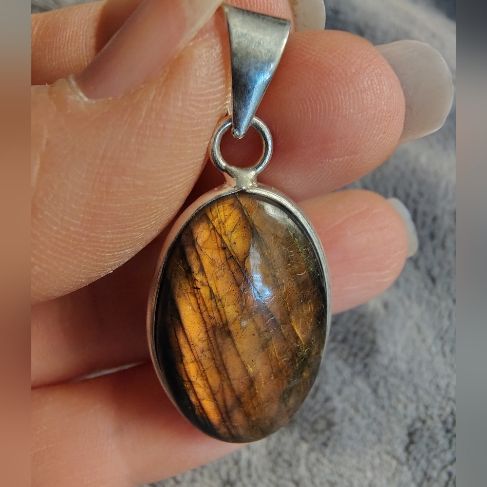 Oval Golden Flash Labradorite pendant